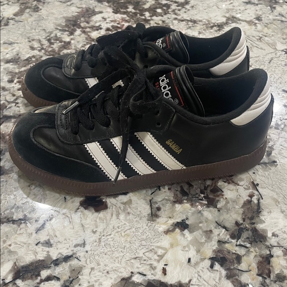 Adidas Samba Black Leather Shoes with White Stripes - Picture 1 of 7